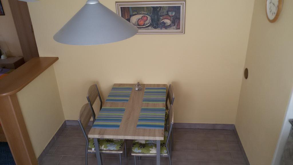 Apartment Amelie Roznov pod Radhostem Exterior photo